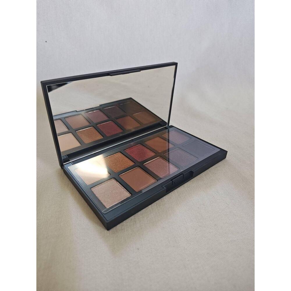 HAUS Laboratories Eyeshadow Palette Glam Room No1 Gaga Matte Shimmer Neutral New